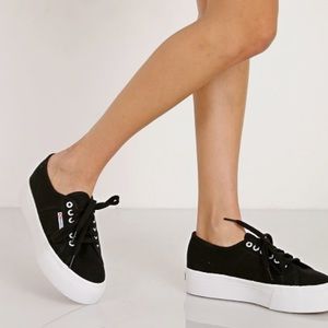 PLATFORM SUPERGAS